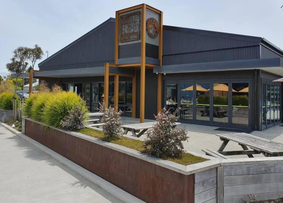 Ruby Bay Loft Accommodation Nelson Esterno foto